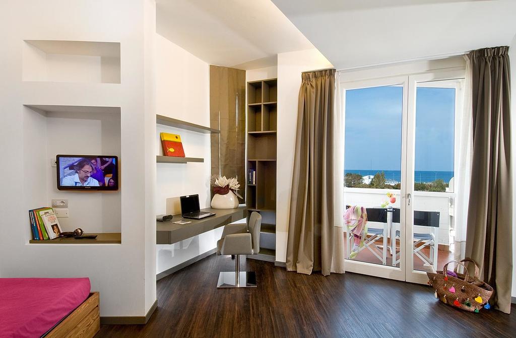 Acapulco Hotel Cattolica Exterior photo